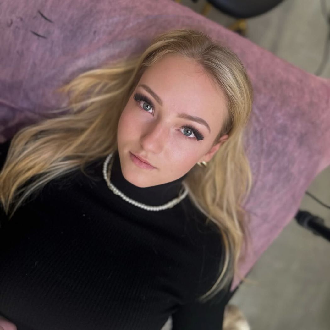 Wimpern & Augenbrauen